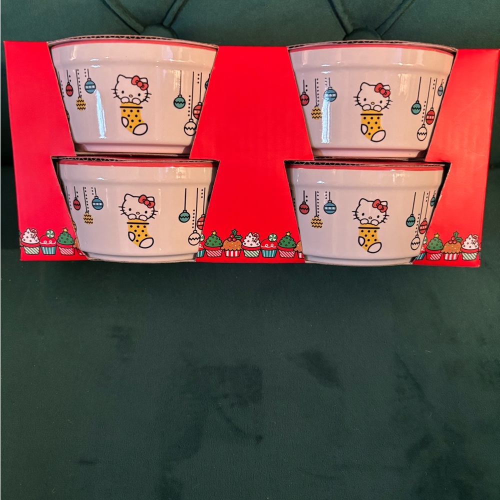 Brand new in Boxes Hello Kitty Christmas Ramekins
